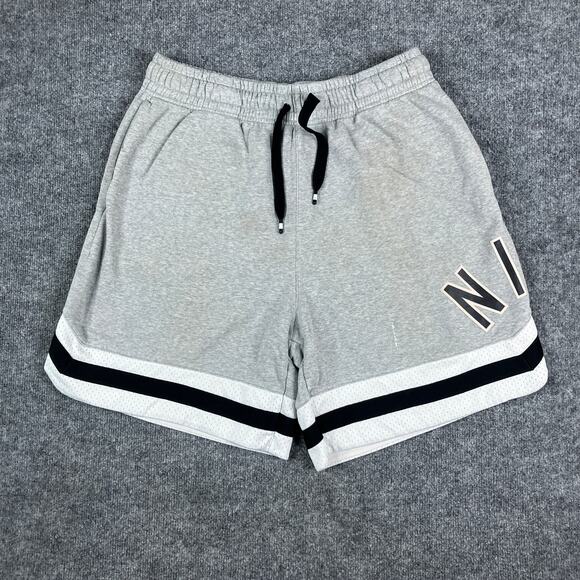 Nike Athletic Shorts Mens Size XL Gray Drawstring Mesh Trim Sporty Casual Gym - Picture 1 of 10
